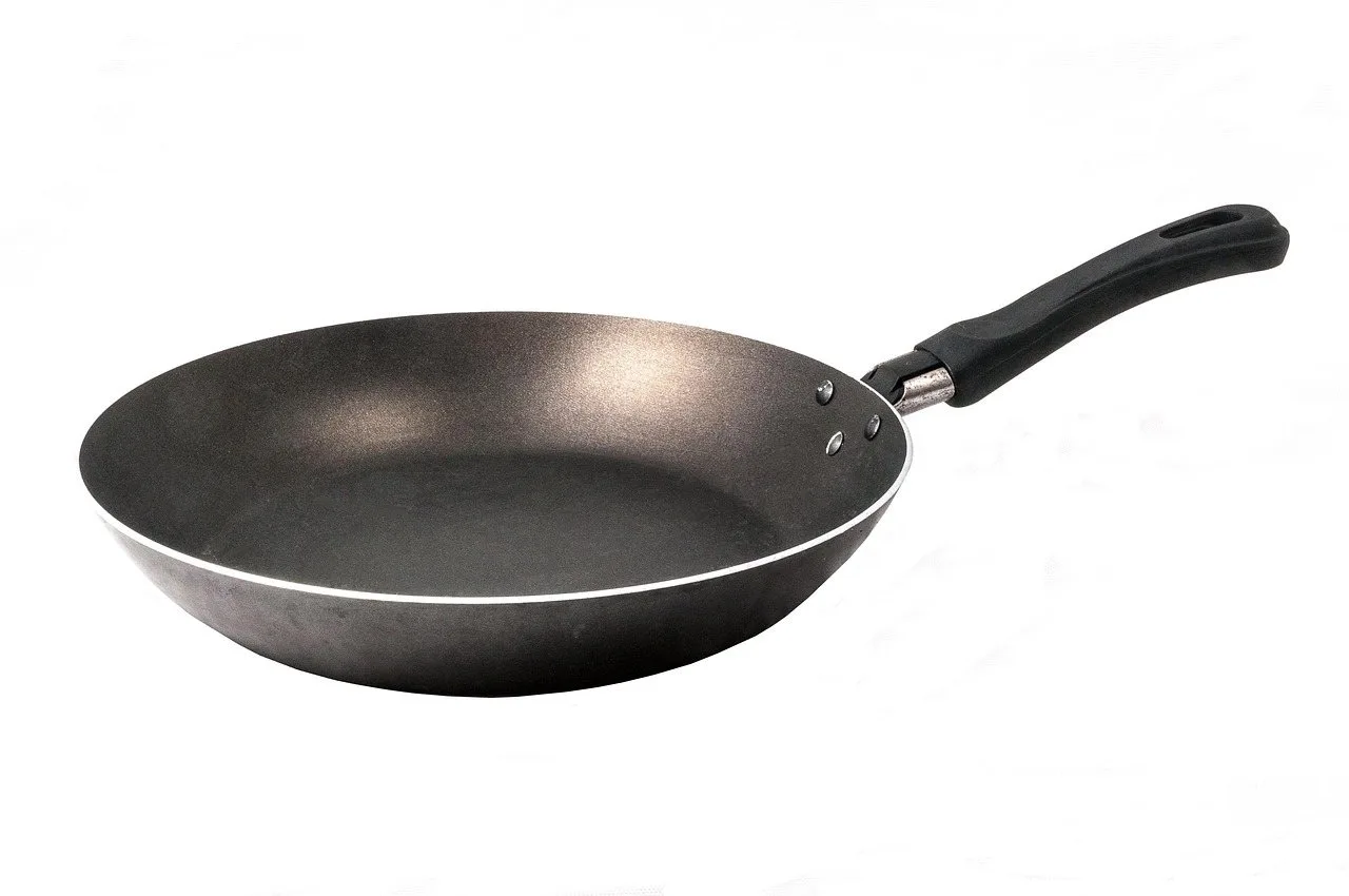 Carbon steel pan